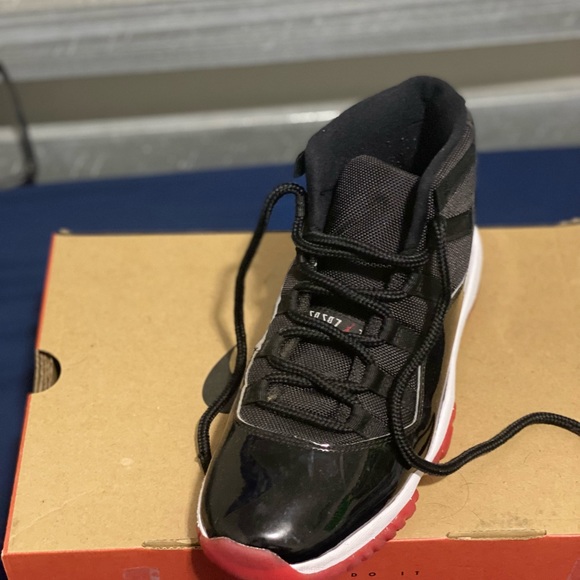 Jordan 11 breads - Picture 4 of 6